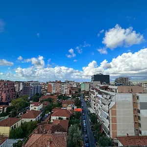 Apartment Balkan Rooftop, Tirana